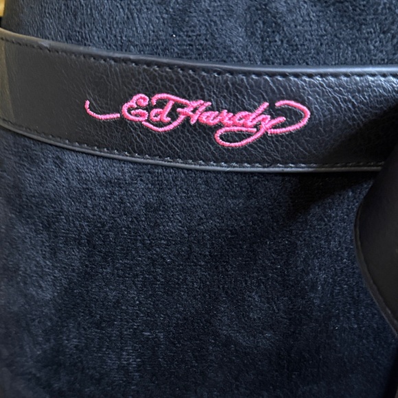 Ed Hardy Black Crossbody Bag with Pink and Red Accents - Picture 7 of 16